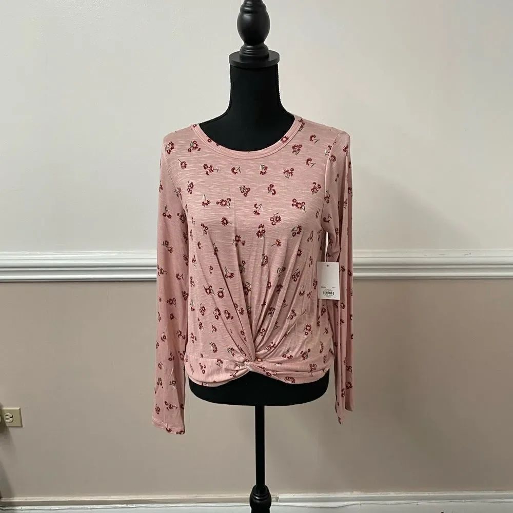 NWT SO Floral Twist Long Sleeve Tee